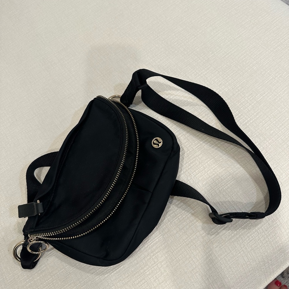 Lululemon Festival Crossbody Bag
